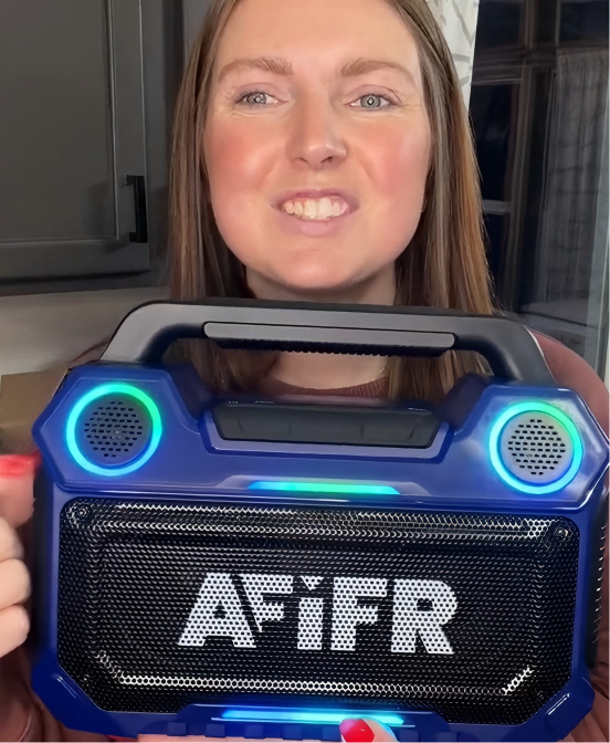 Durable Outdoor Bluetooth Speaker, IP67 Waterproof, I Love❤️